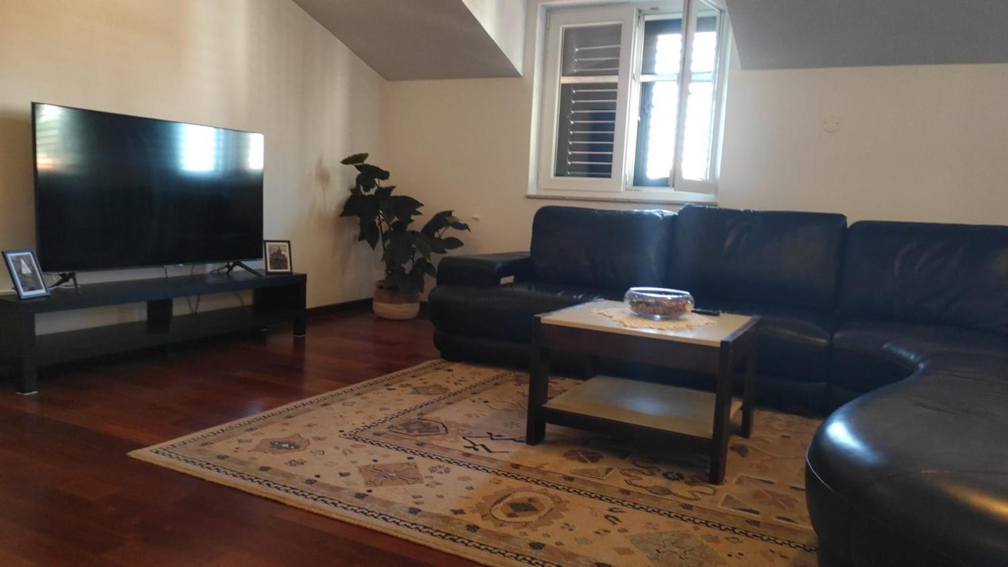 Luxury City Centre Apartment With Stunning View Omiš Eksteriør billede